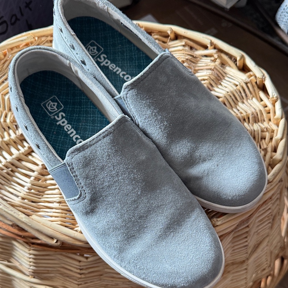 Spenco Women's Gray Slip-On Sneakers